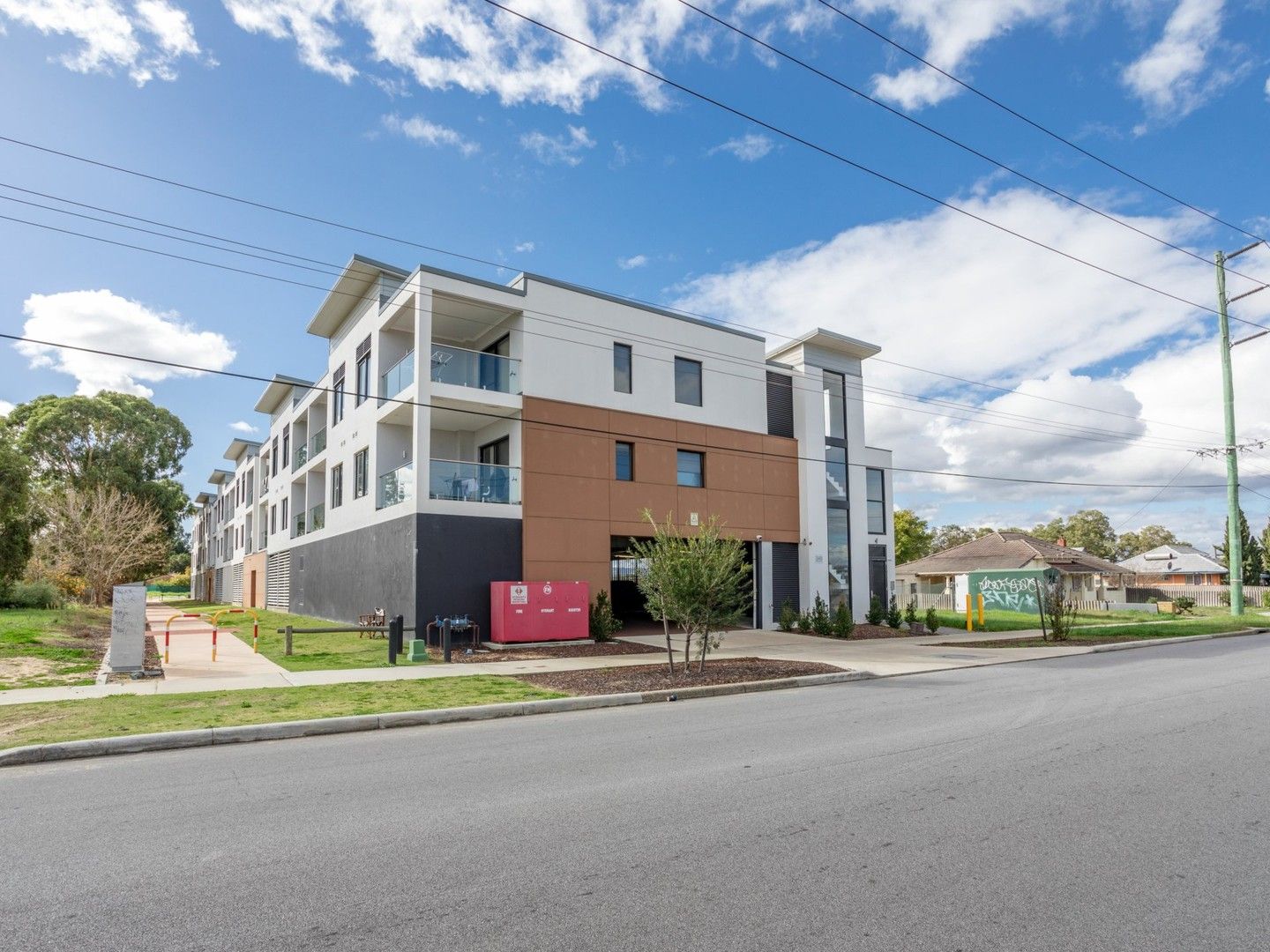 2 bedrooms House in 205/348 Railway Parade BECKENHAM WA, 6107