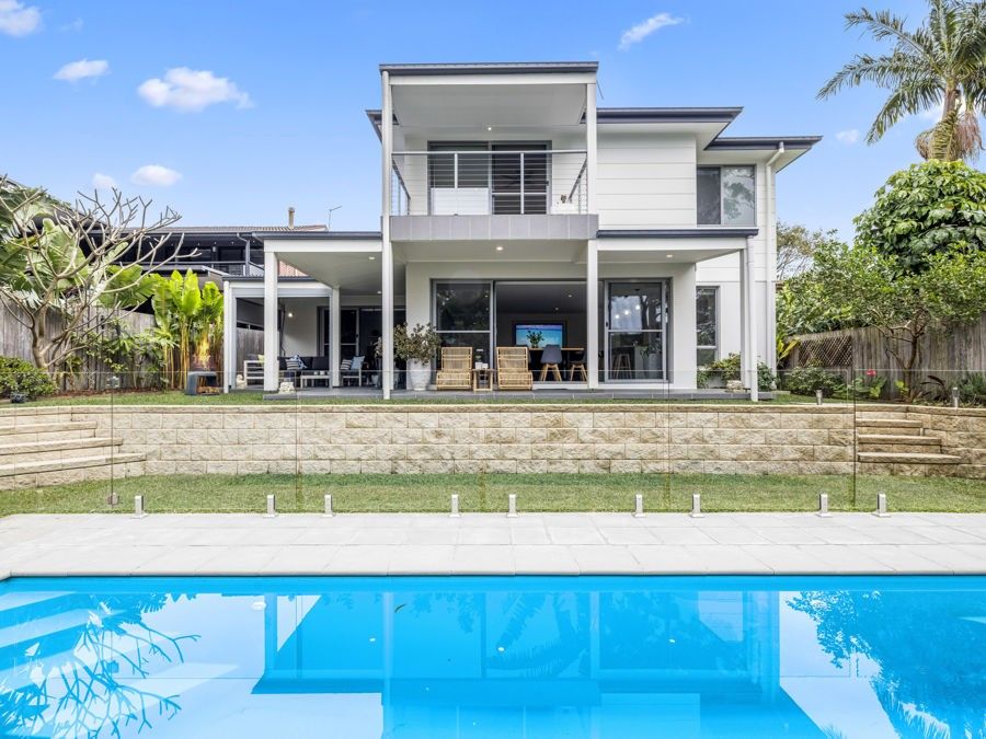 4 bedrooms House in 61 Fiddaman Road EMERALD BEACH NSW, 2456