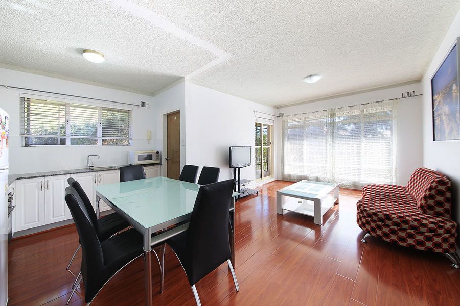 2 bedrooms Apartment / Unit / Flat in 11/79 Queens Road HURSTVILLE NSW, 2220