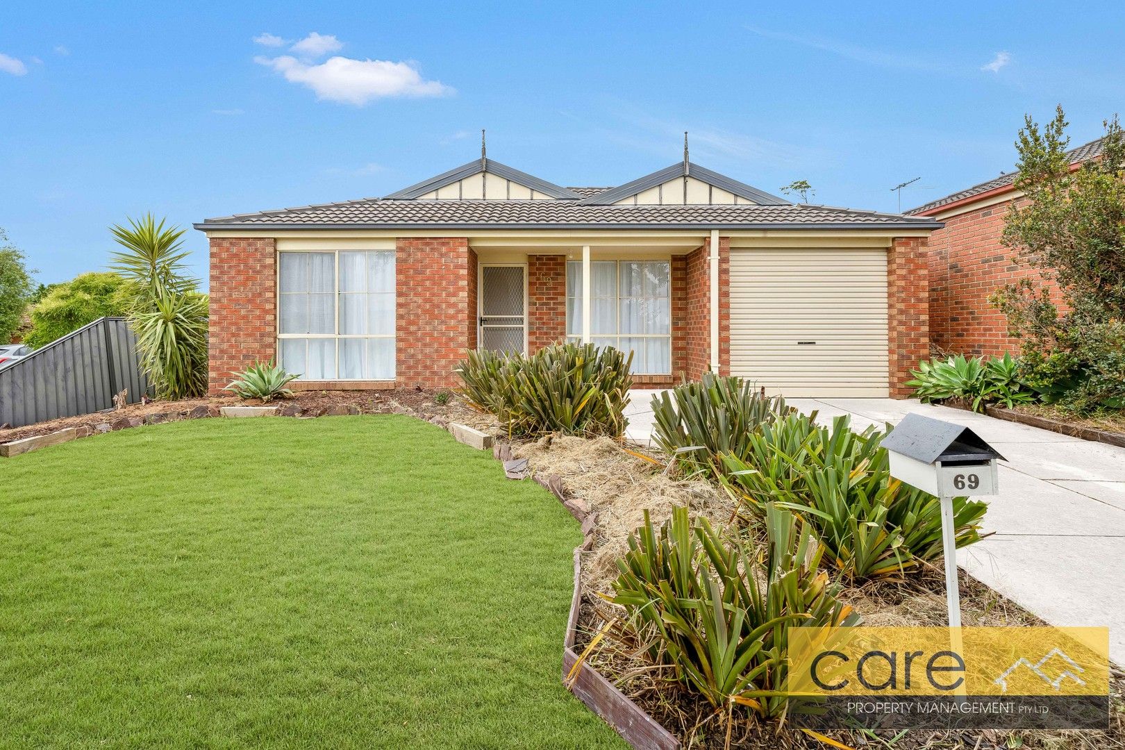 3 bedrooms House in 69 Dartmoor Drive CRANBOURNE EAST VIC, 3977