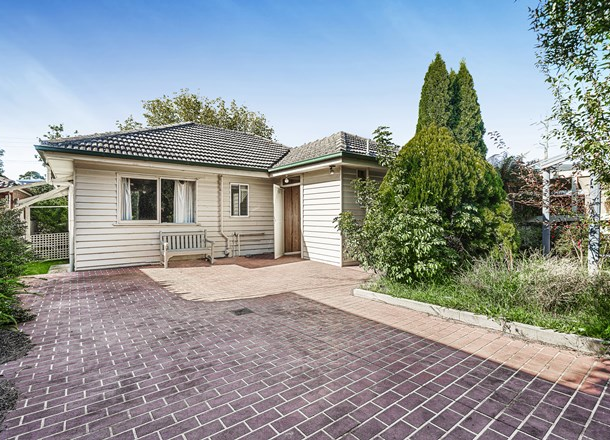 18 Montclair Avenue, Glen Waverley VIC 3150