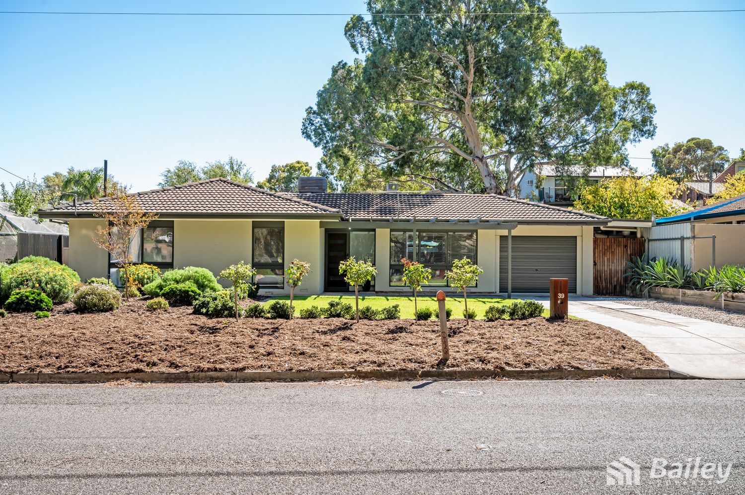 3 bedrooms House in 39 Amanda Drive SURREY DOWNS SA, 5126