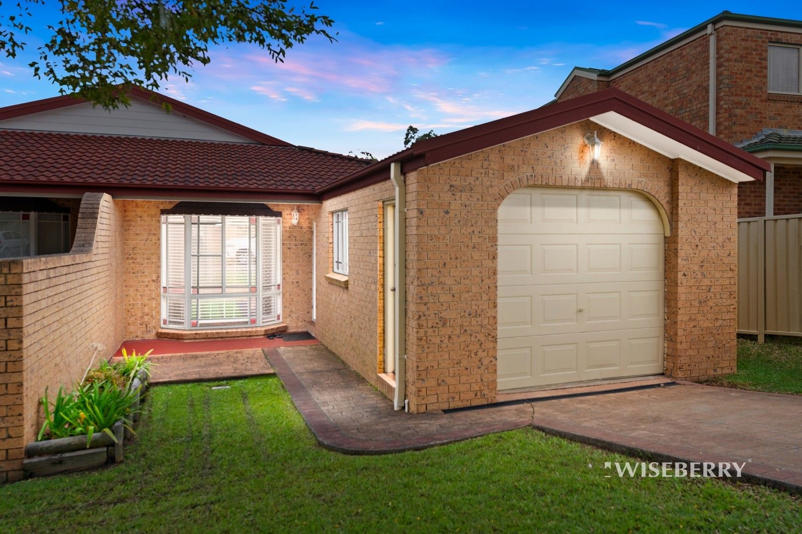 42 Bromley Court, Lake Haven NSW 2263, Image 0