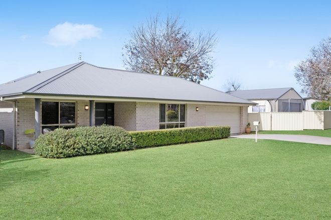 Picture of 22 Lucknow Street, SPRING HILL NSW 2800