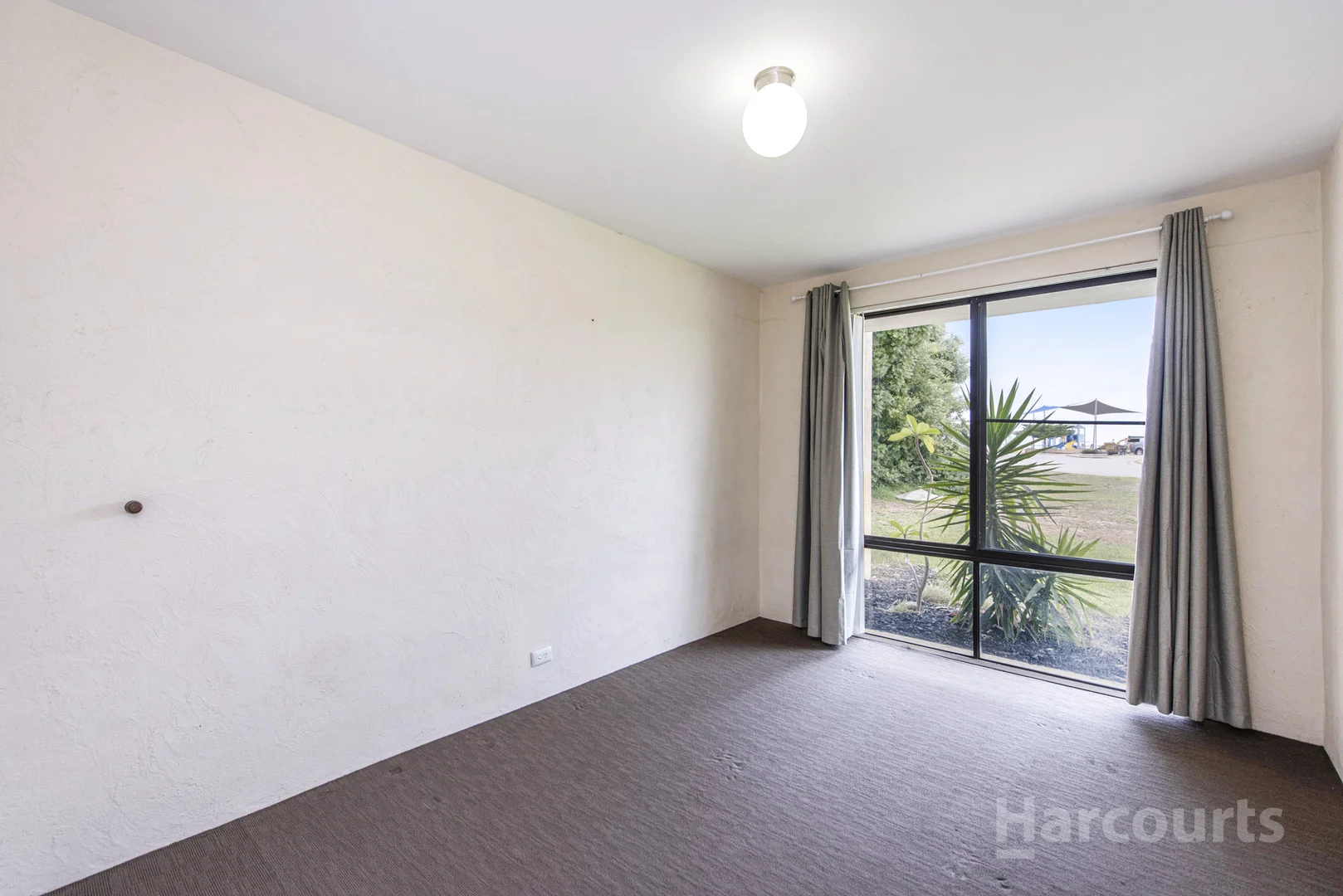 Additional image 10 of 2/133 Ormsby Terrace, Silver Sands WA 6210