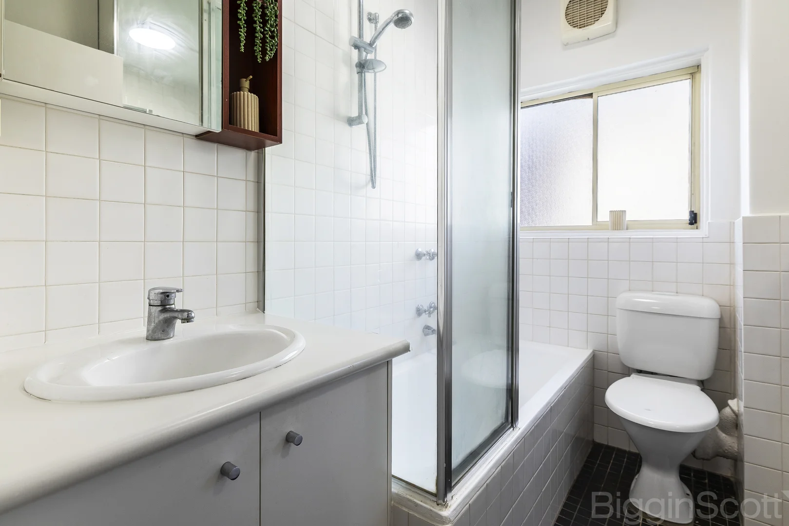 Additional image 9 of 14/400 Barkly Street, Elwood VIC 3184