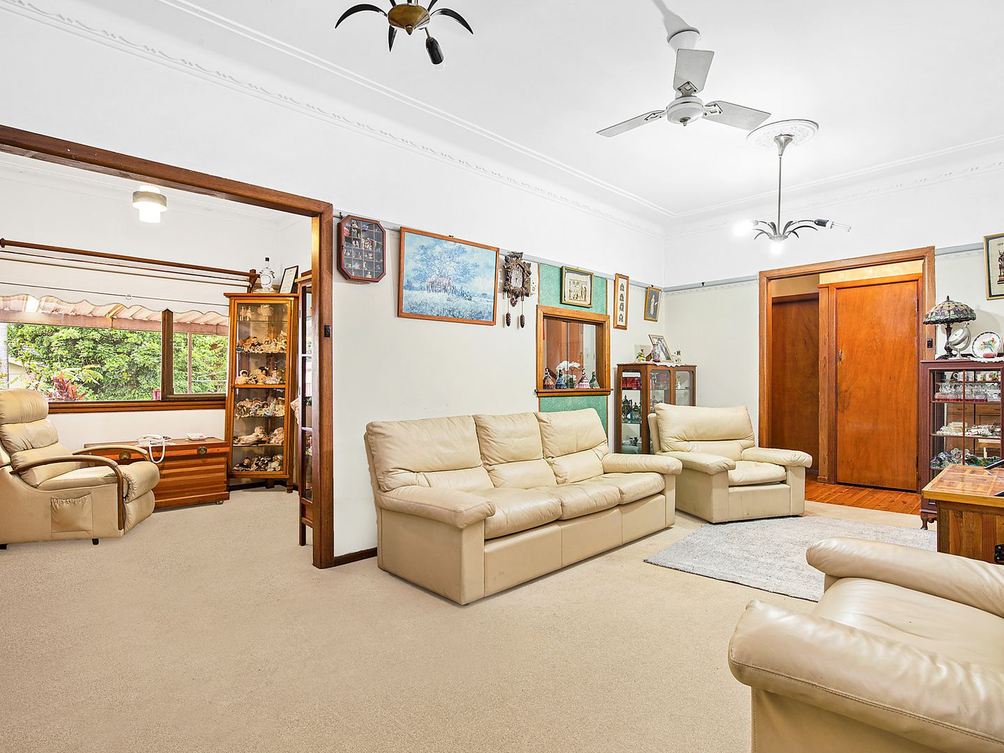 5 Parkview Avenue, Picnic Point NSW 2213, Image 1