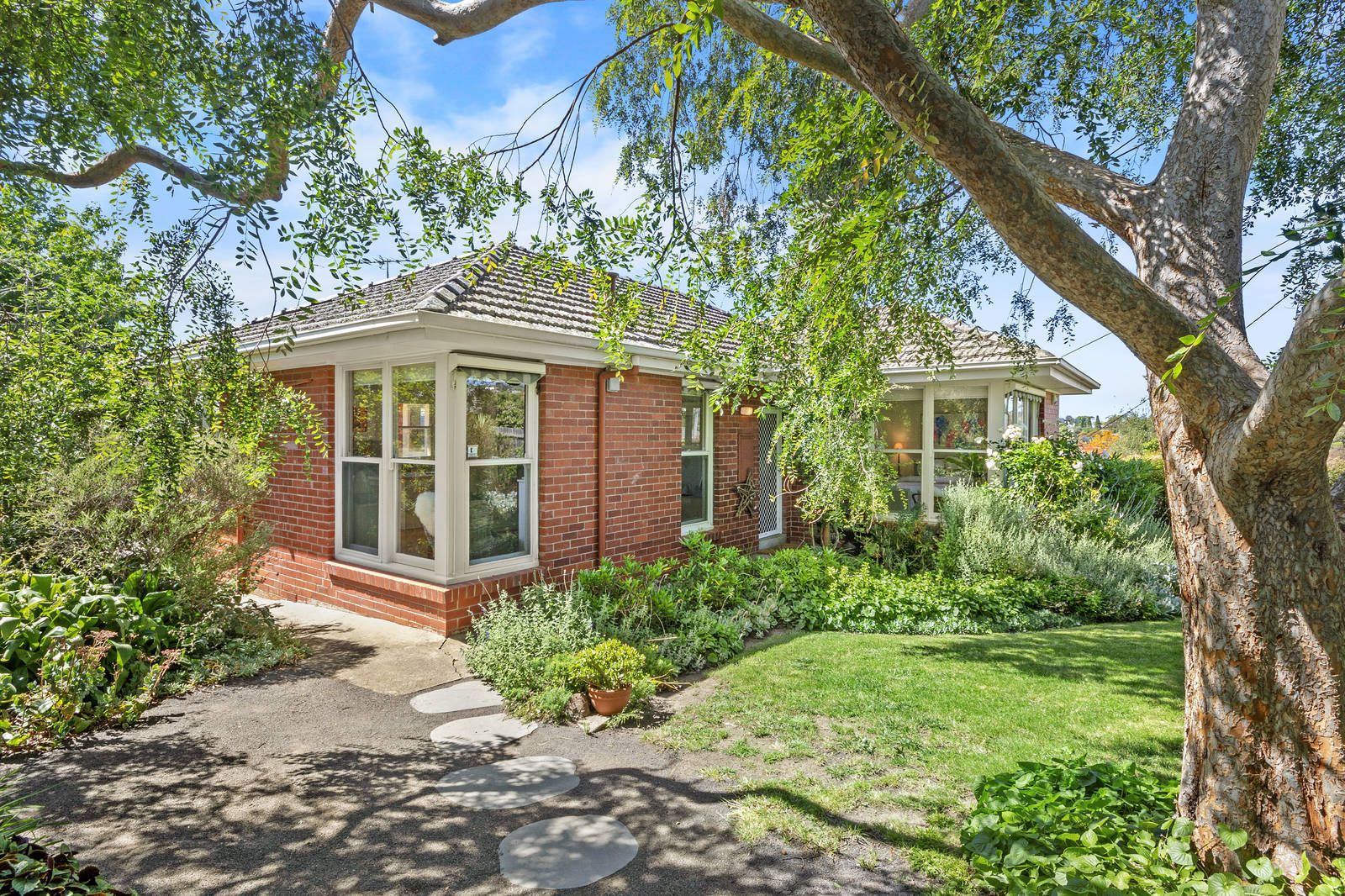 9 Montpellier Drive, Highton VIC 3216, Image 0