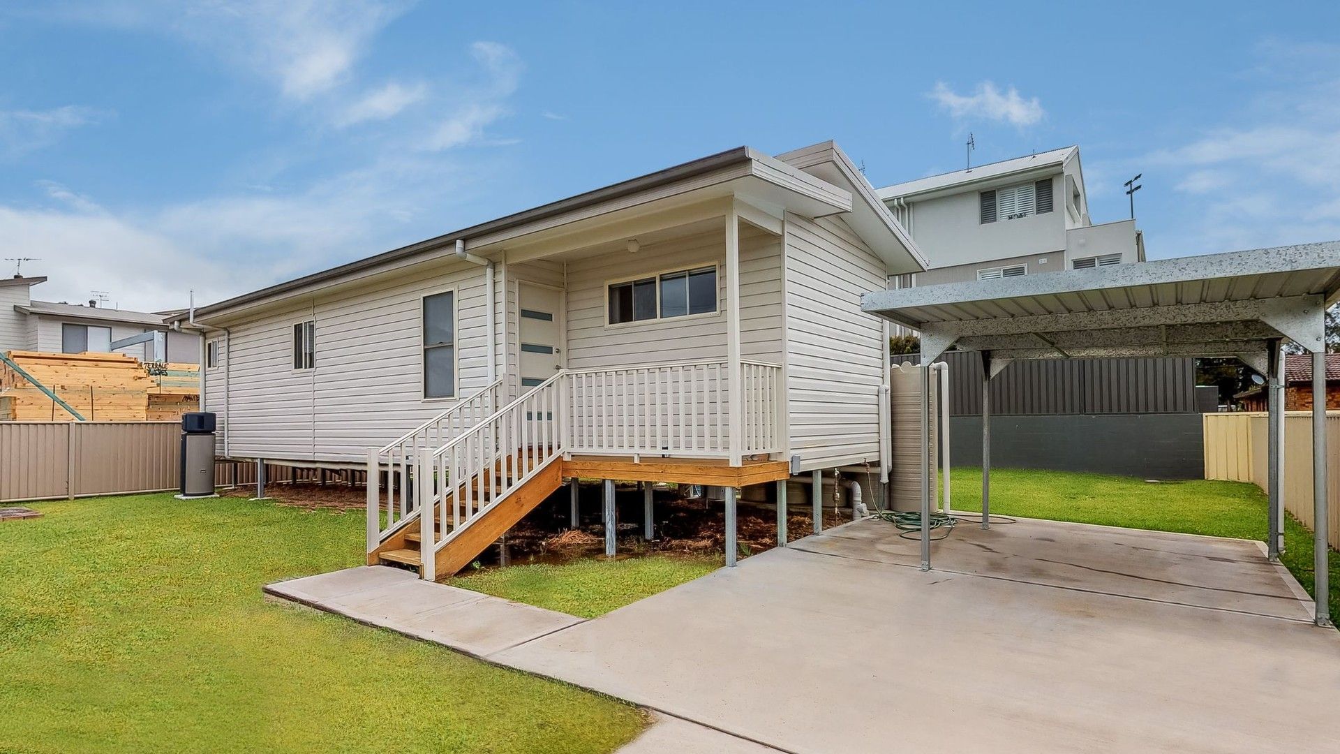 2 bedrooms Apartment / Unit / Flat in 17A Charles Street WARNERS BAY NSW, 2282