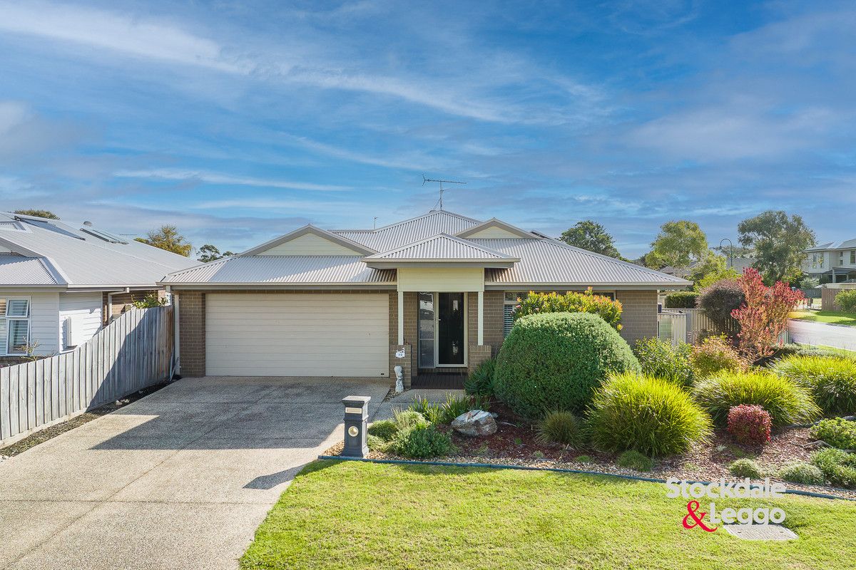 3 bedrooms House in 12 Artisan Way INVERLOCH VIC, 3996