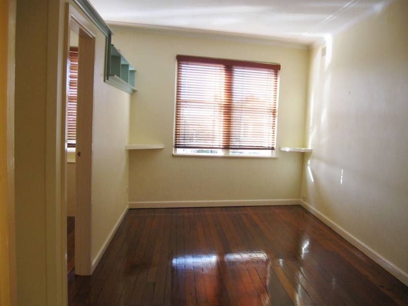 1 bedrooms Apartment / Unit / Flat in 1/237 Sydney  Road FAIRLIGHT NSW, 2094