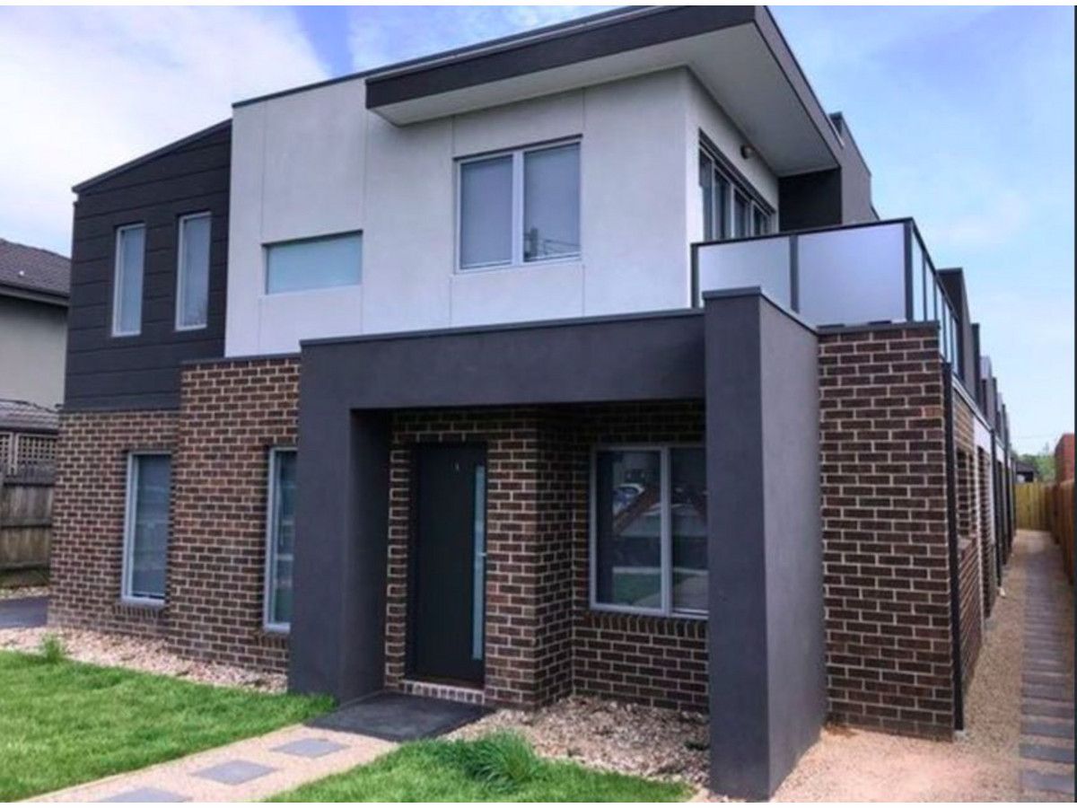 2 bedrooms Townhouse in 2/91 Sussex Street PASCOE VALE VIC, 3044