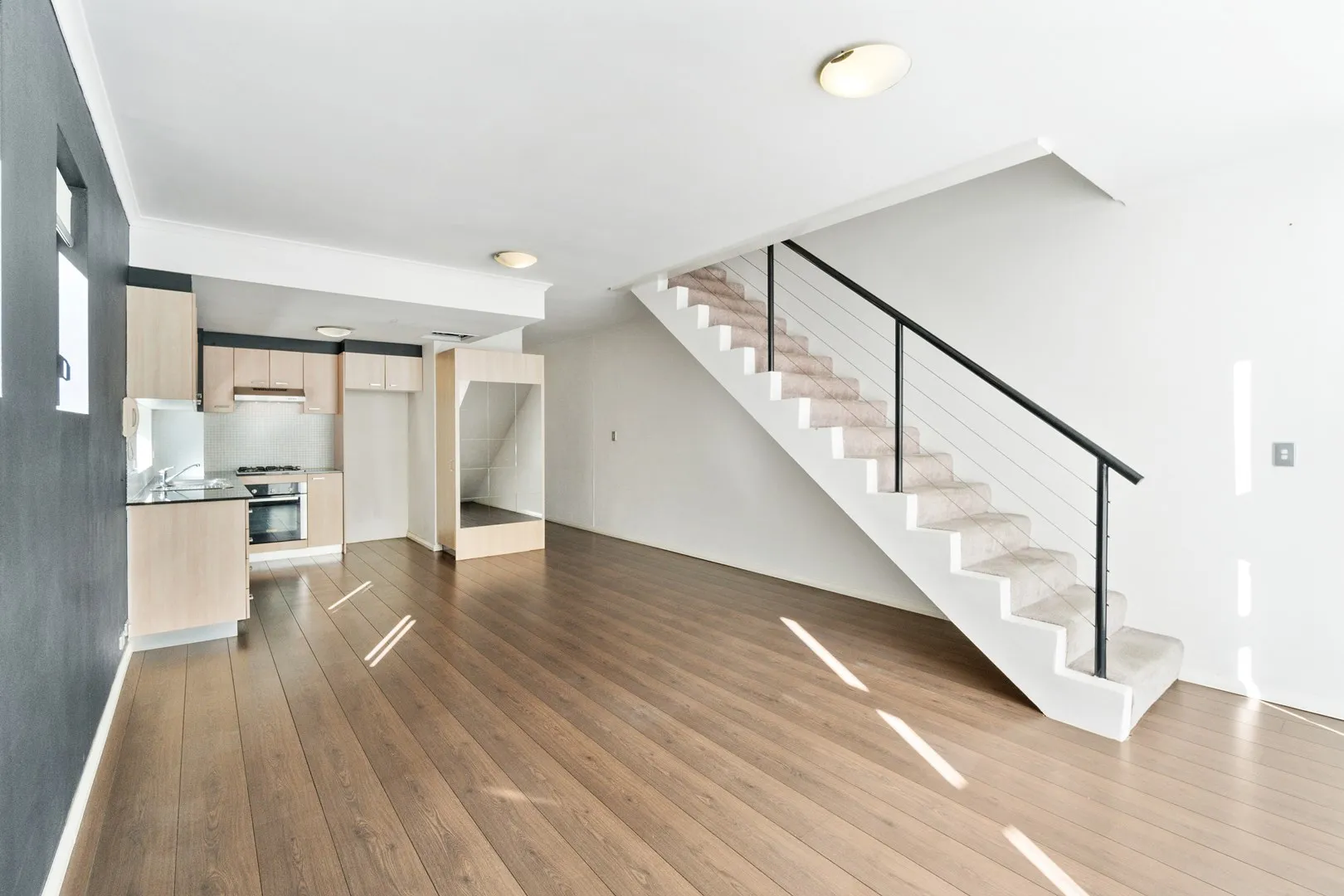 Polished & Perfect, Waterloo