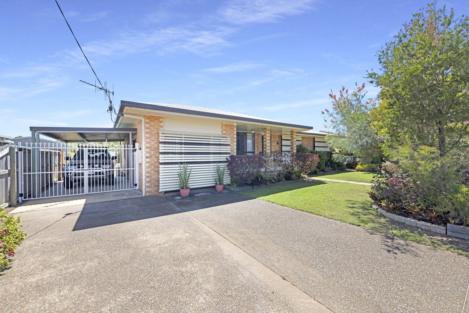 3 bedrooms House in 207 McCarthy Road AVENELL HEIGHTS QLD, 4670