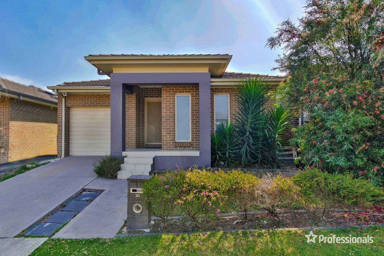 Jordan Springs NSW 2747 3 beds house for Sale, Under Contract