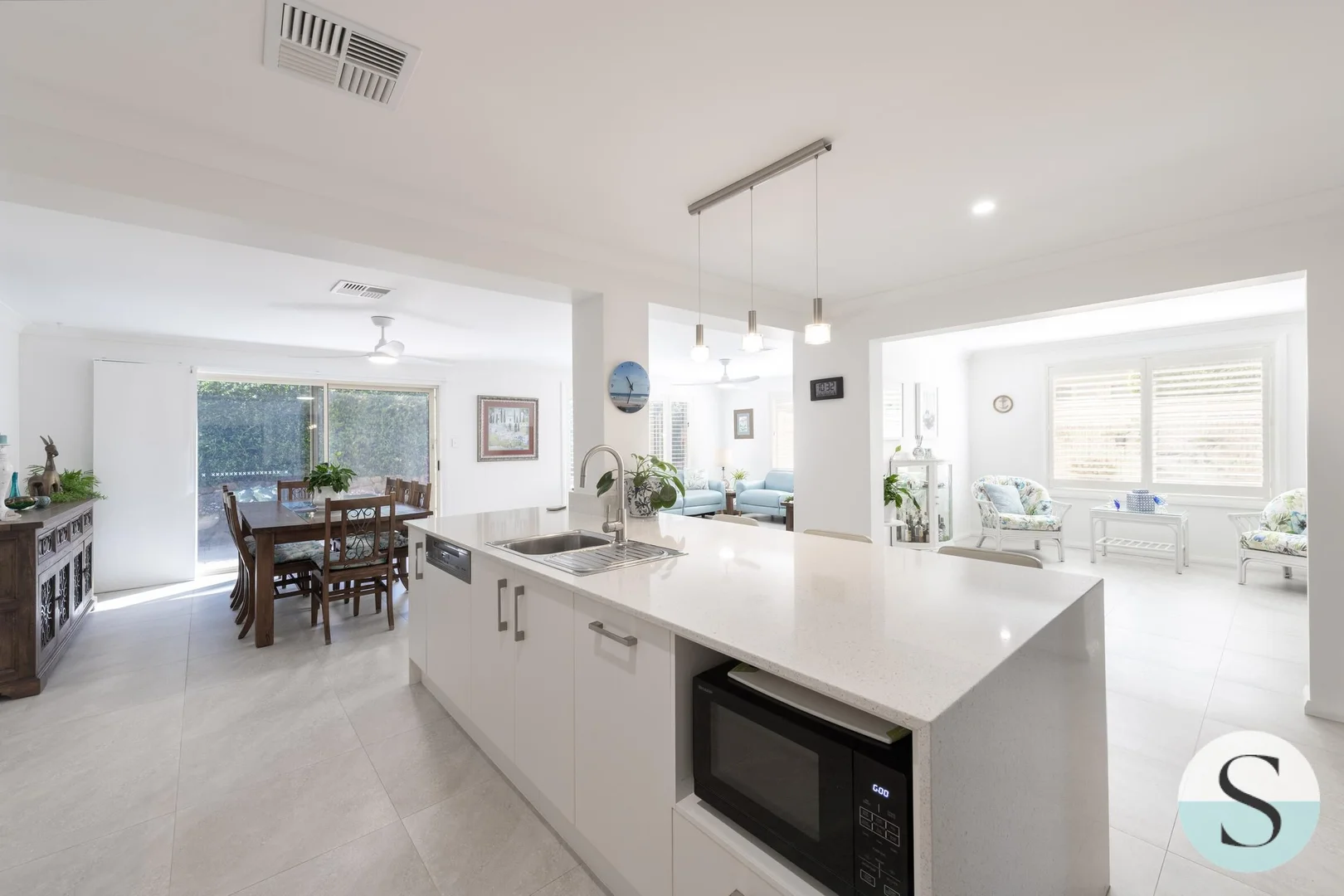 Additional image 10 of 11 Ebbtide Avenue, Caves Beach NSW 2281