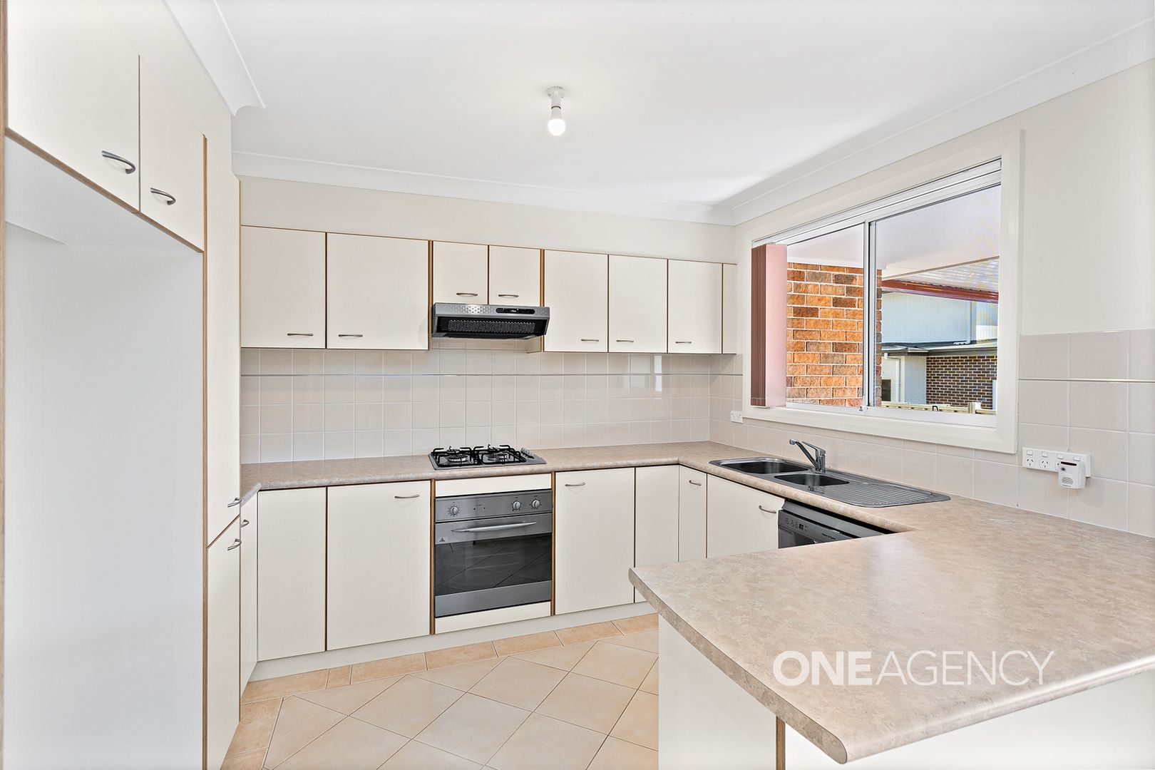 3/184-186 Tongarra Road, Albion Park NSW 2527, Image 2