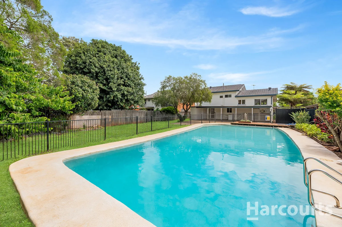 18 Paris Street, Kallangur QLD 4503
