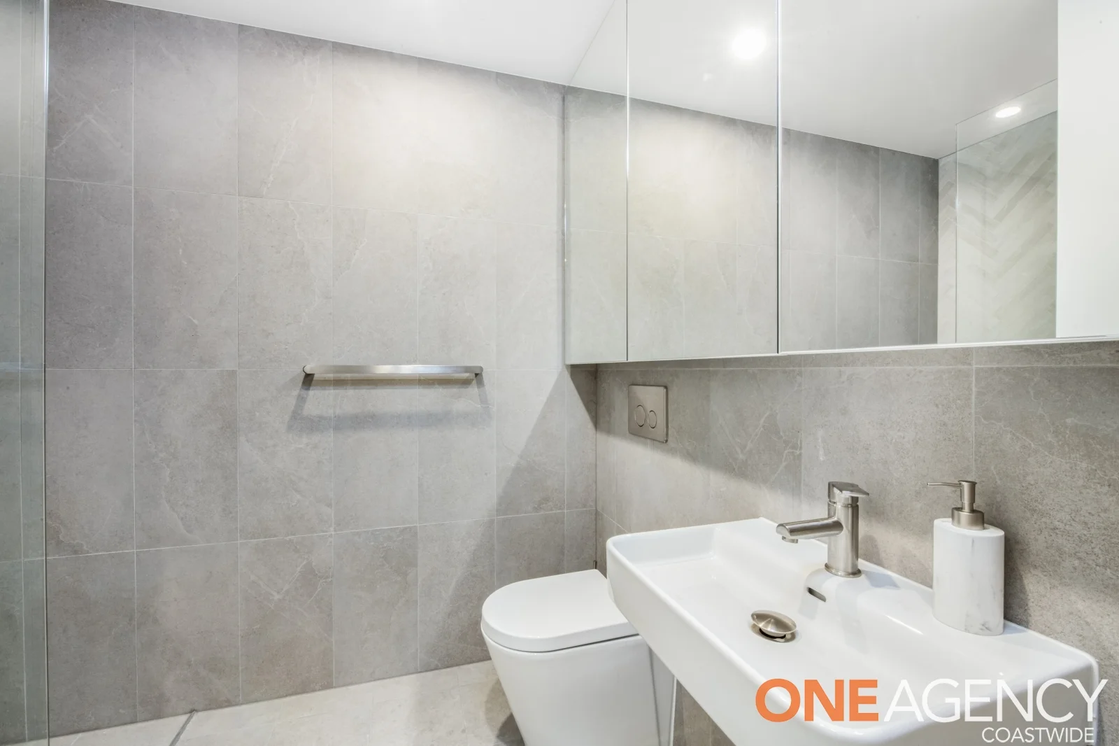 Additional image 8 of g06/4 Auburn Street, Point Frederick NSW 2250