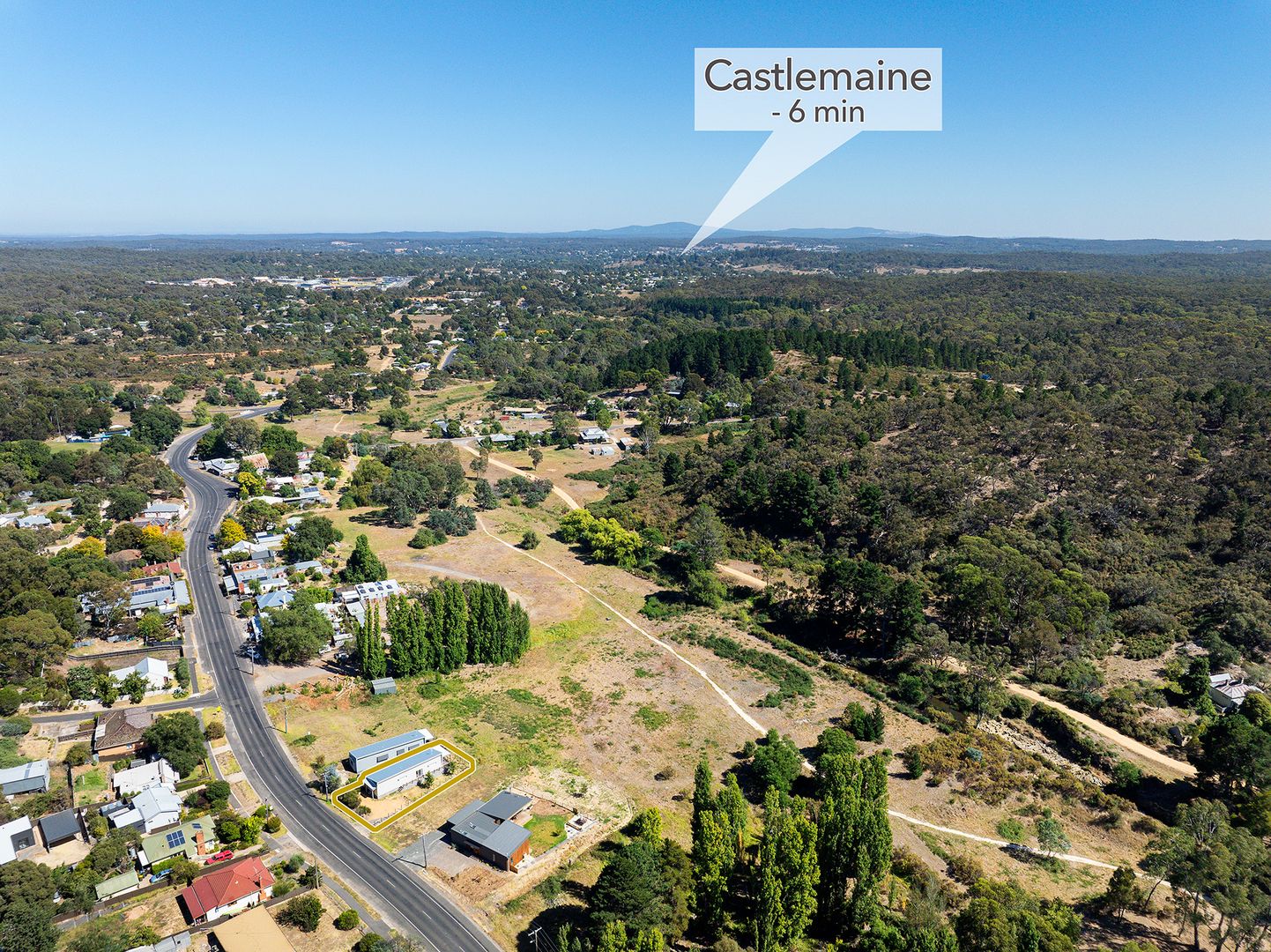 182 Main Road, Chewton VIC 3451, Image 2