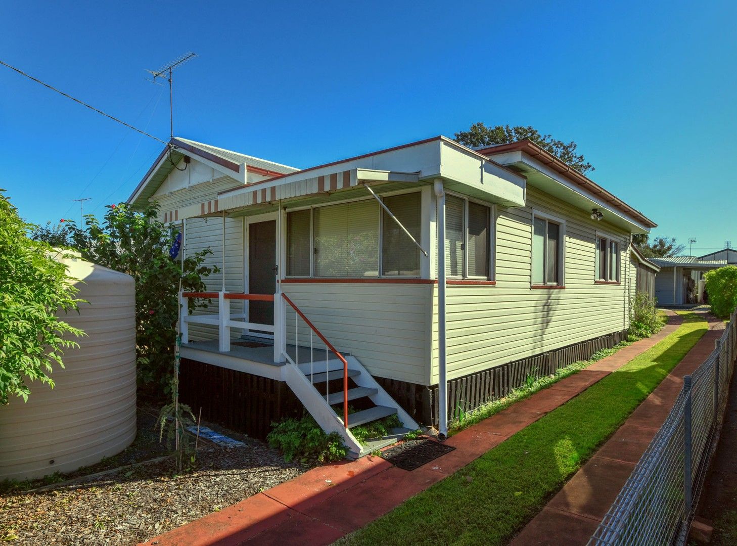 63 Long Street, Rangeville QLD 4350, Image 2