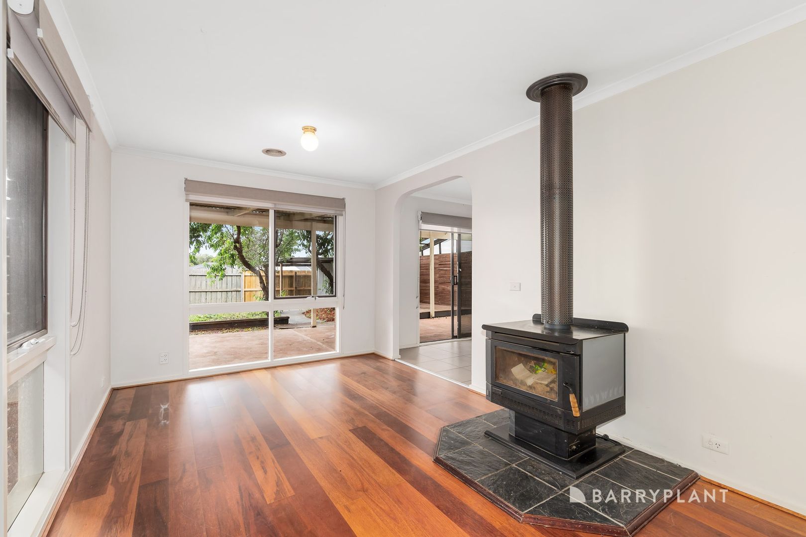 23 Chestnut Road, Mill Park VIC 3082, Image 2