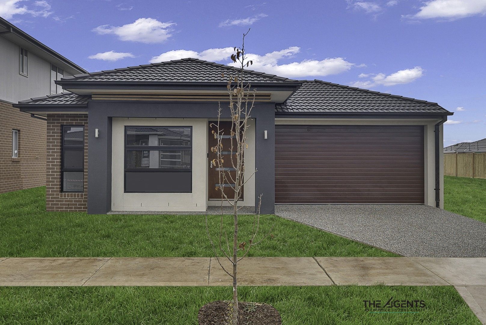 4 bedrooms House in 10 Shelterbelt Avenue WEIR VIEWS VIC, 3338