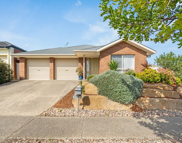 17 Yeltana Avenue, Huntfield Heights SA 5163