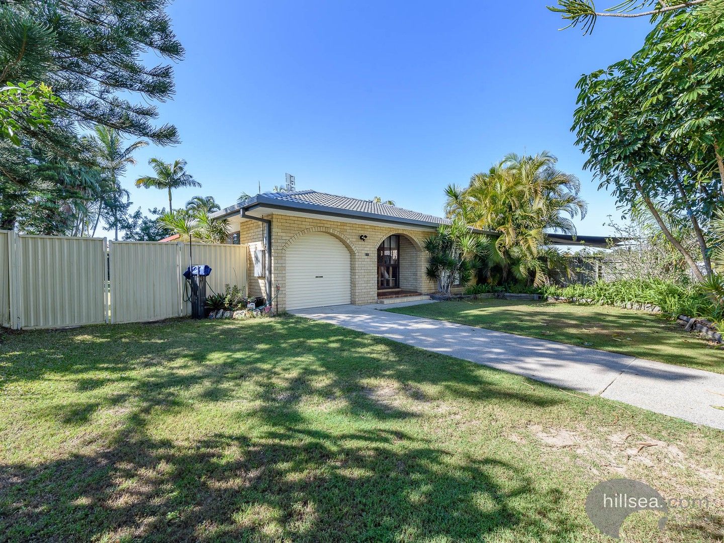 3 bedrooms House in 283 Morala Avenue RUNAWAY BAY QLD, 4216