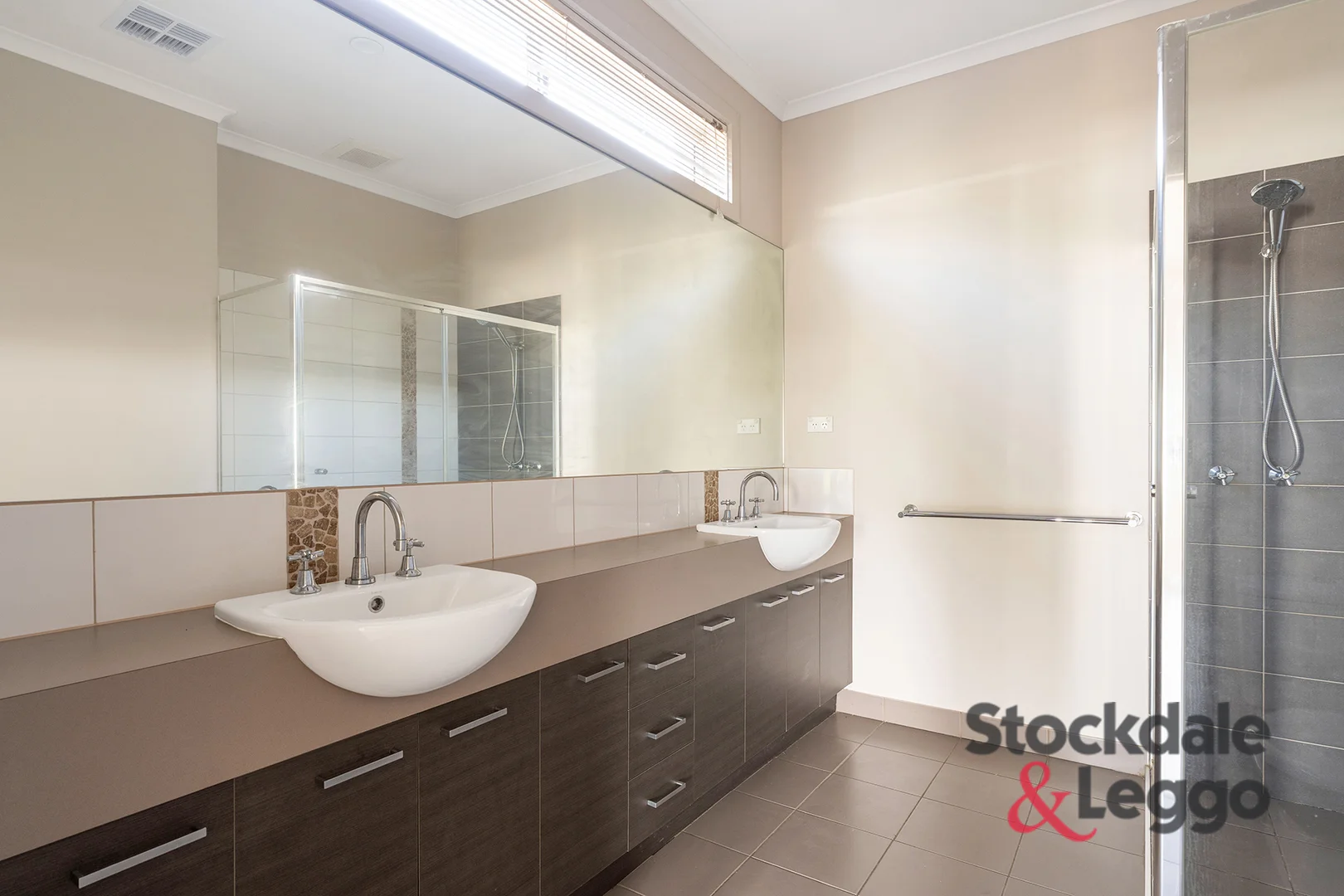 Additional image 8 of 10 Highbury Circuit, Craigieburn VIC 3064