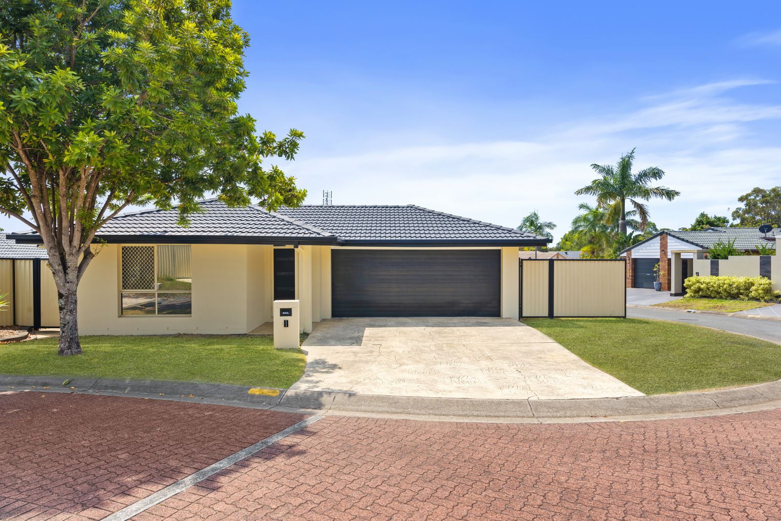 1 Stepney Close, Robina QLD 4226, Image 2