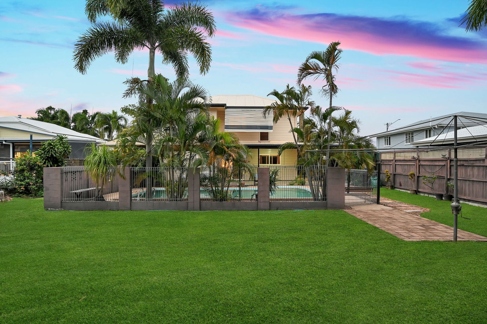 85 Ireland Street, Oonoonba QLD 4811, Image 2