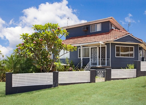 2 Hely Avenue, Fennell Bay NSW 2283