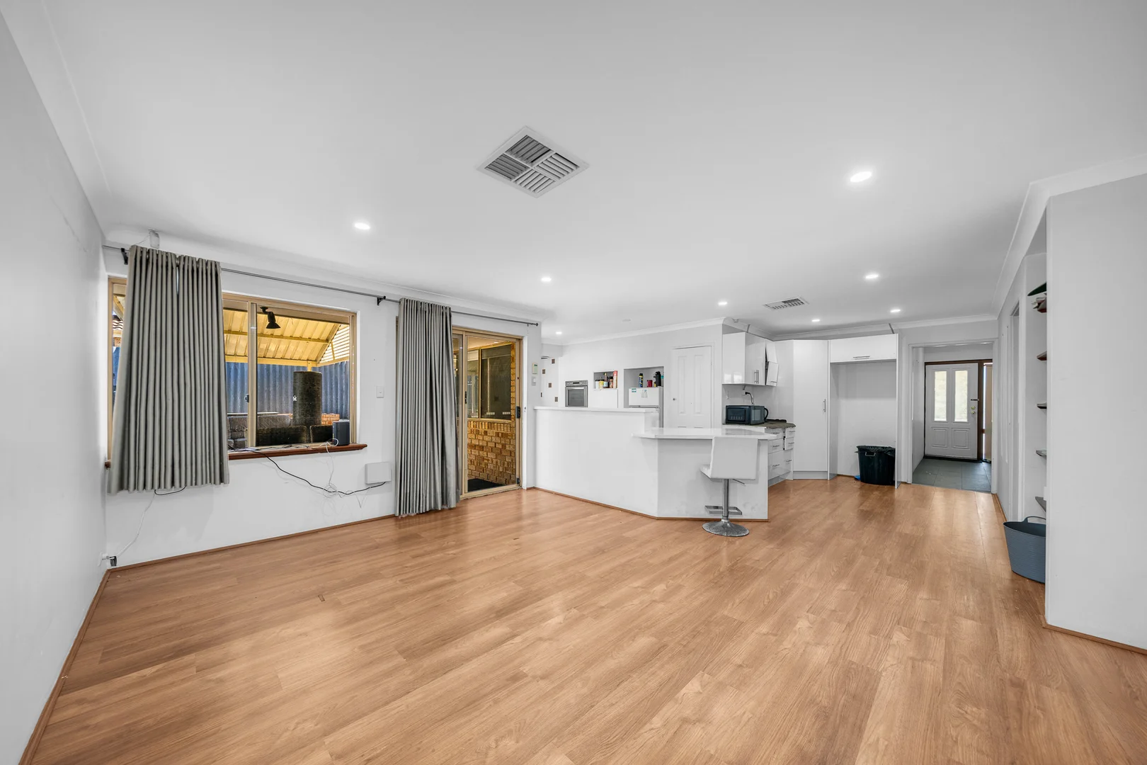 Additional image 7 of 12 Sovereign Drive, Thornlie WA 6108