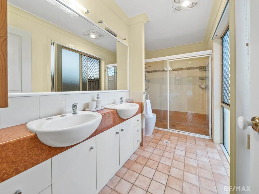 Additional image 12 of 14 Gumleaf Drive, Molendinar QLD 4214