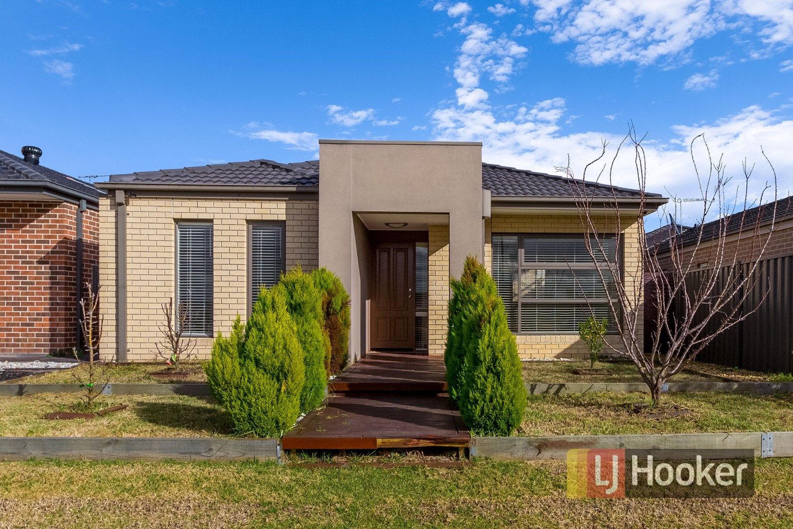 10 Frogmore Lane, Cranbourne North VIC 3977, Image 0