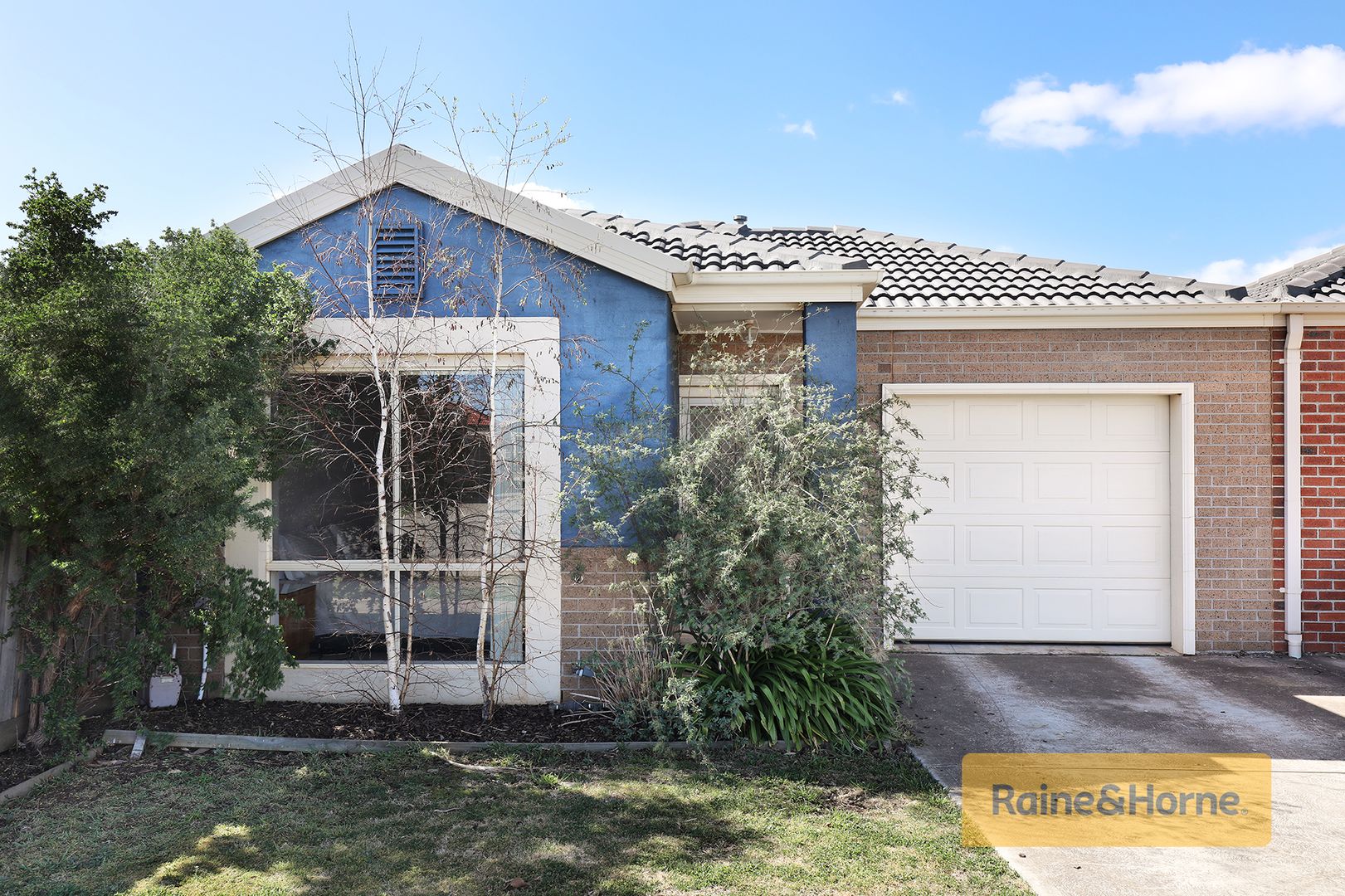 1/17 Crestmont Drive, Melton South VIC 3338, Image 1