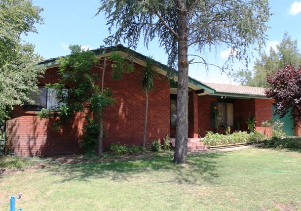 1 Rutherford Place, West Bathurst NSW 2795