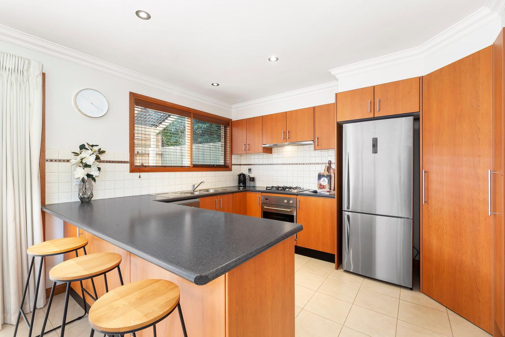 2/12 Springfield Road, Boronia VIC 3155, Image 2