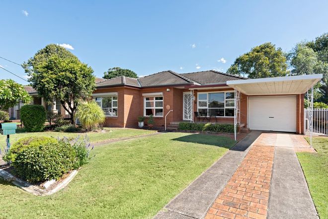 Picture of 43 Camellia Circle, WOY WOY NSW 2256