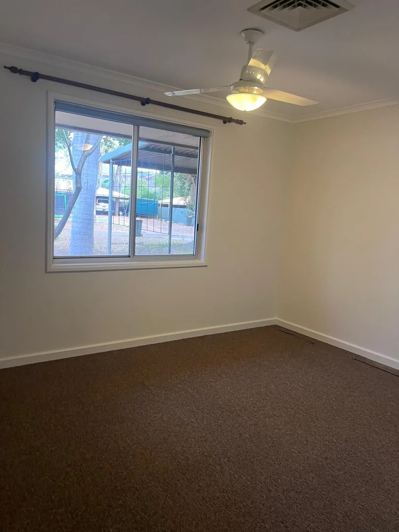 Additional image 2 of 34 Allambi Way, Tom Price WA 6751