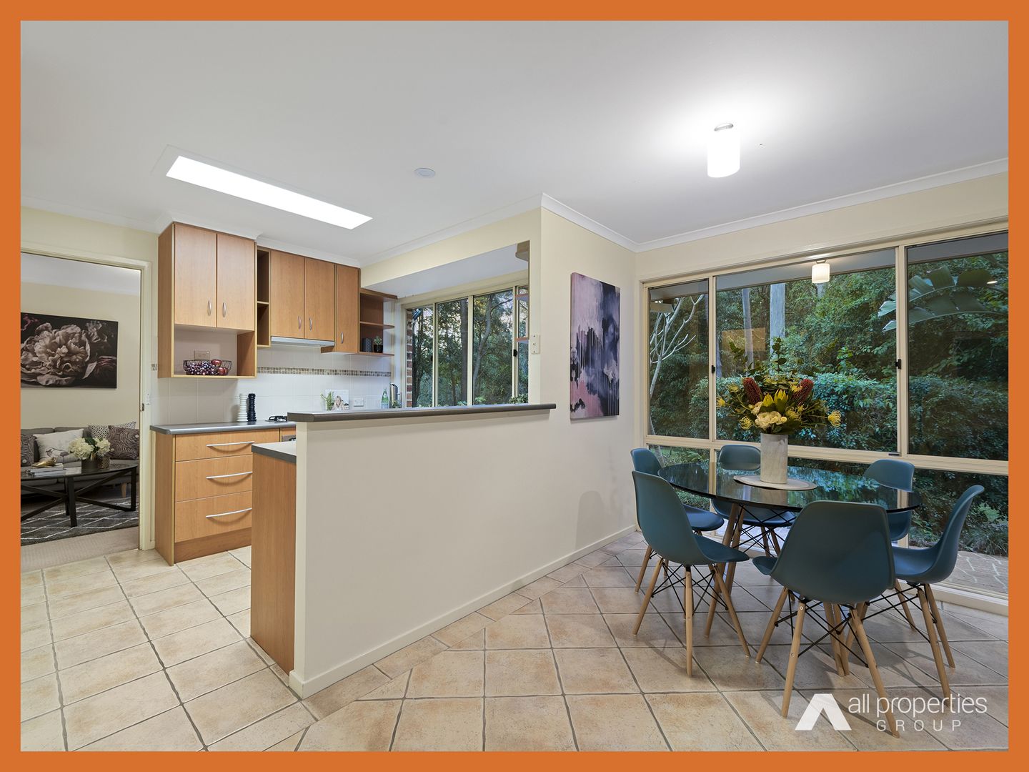 22-24 Robin Court, Forestdale QLD 4118, Image 2