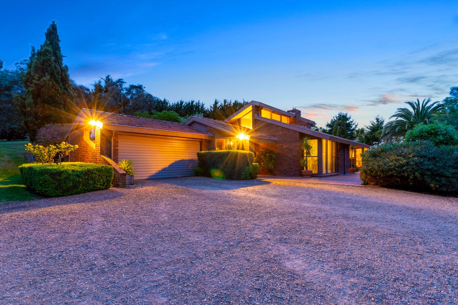 28 Hill View Rise, Gisborne South VIC 3437, Image 2