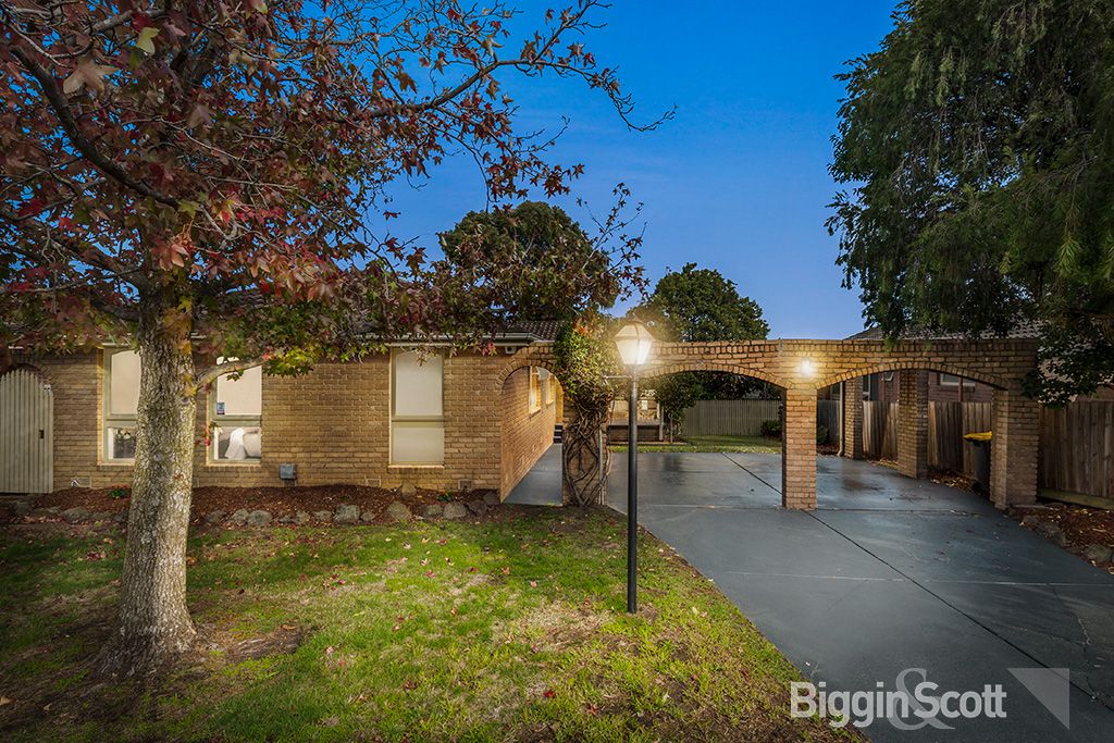 20 Galahad Crescent, Glen Waverley VIC 3150, Image 0