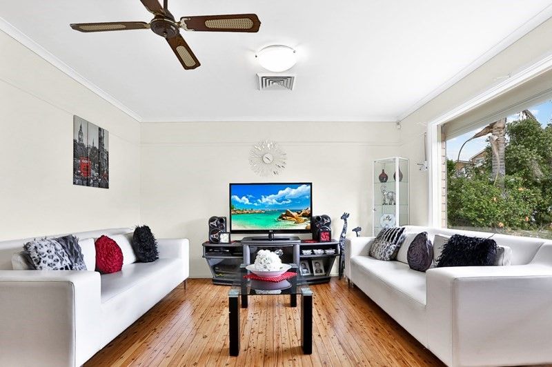 7 Arisaig Place, St Andrews NSW 2566 House For Rent 570 Domain