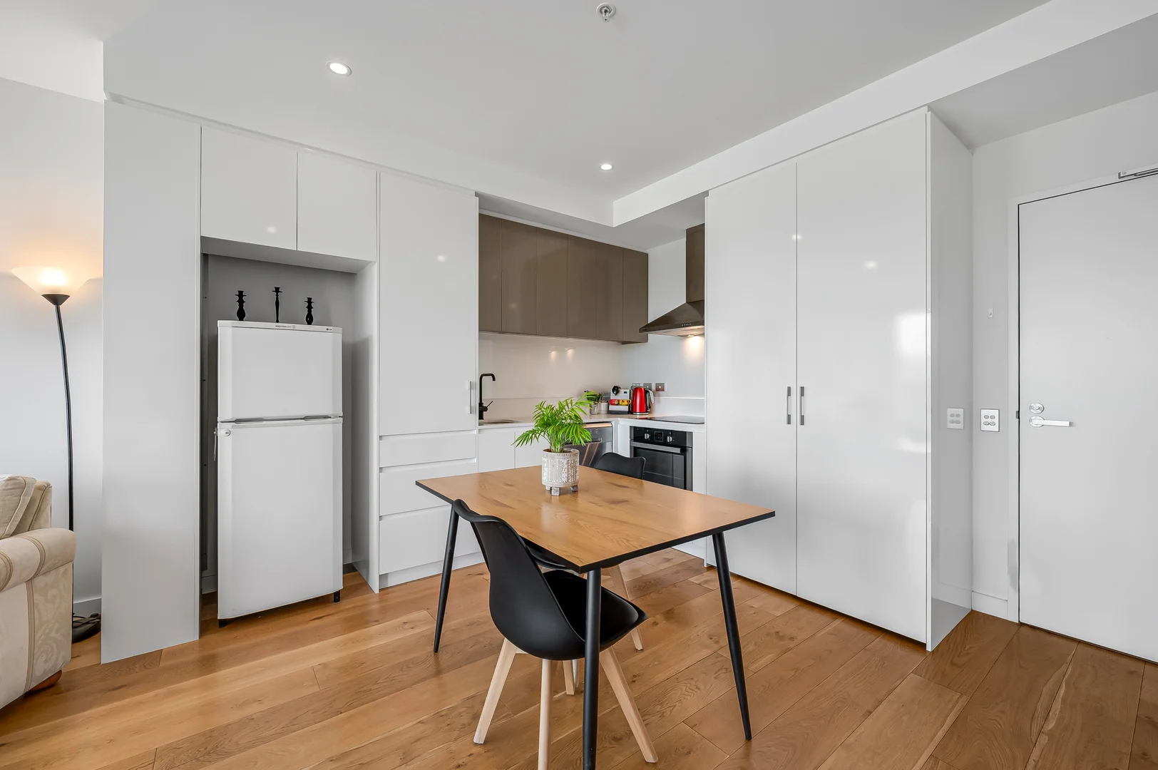 Additional image 3 of 808/297 Pirie St, Adelaide SA 5000