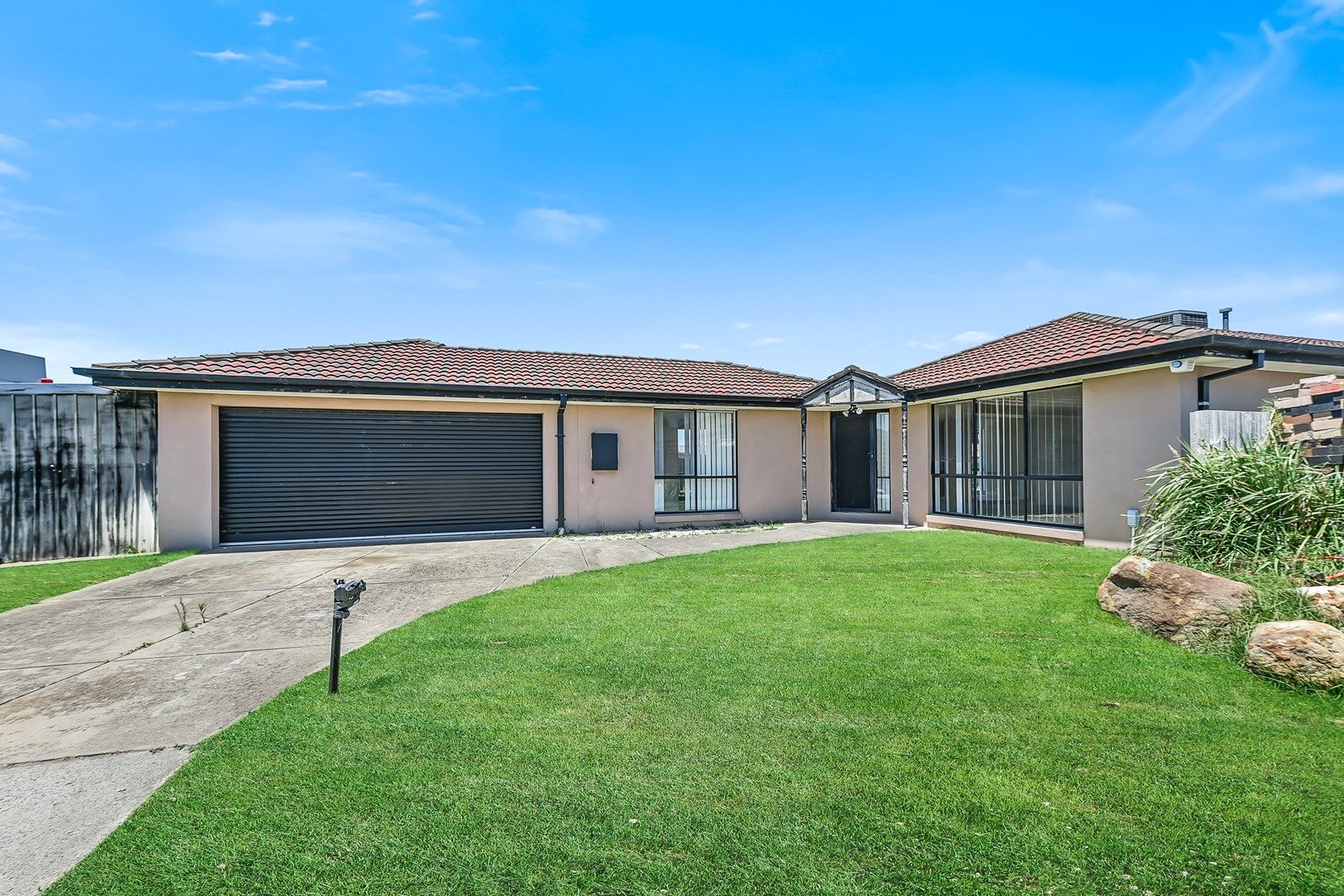 9 Sevilla Place, Hampton Park VIC 3976, Image 0