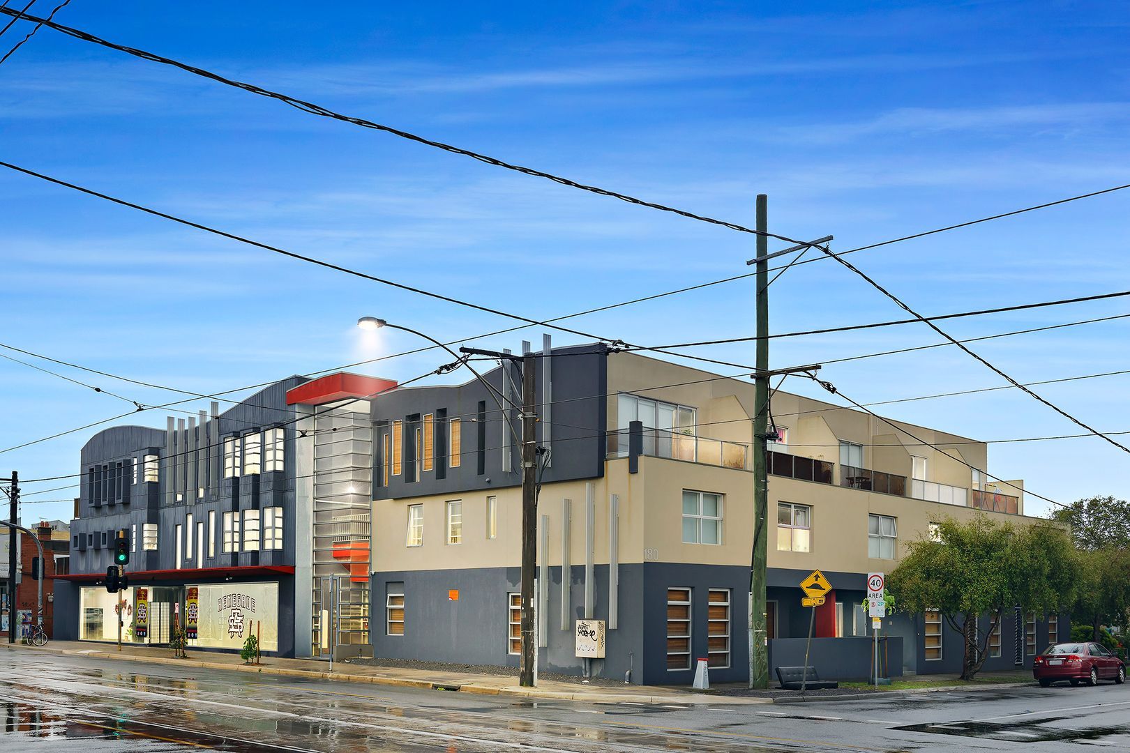 2 bedrooms Apartment / Unit / Flat in 2/180 Union Street BRUNSWICK WEST VIC, 3055