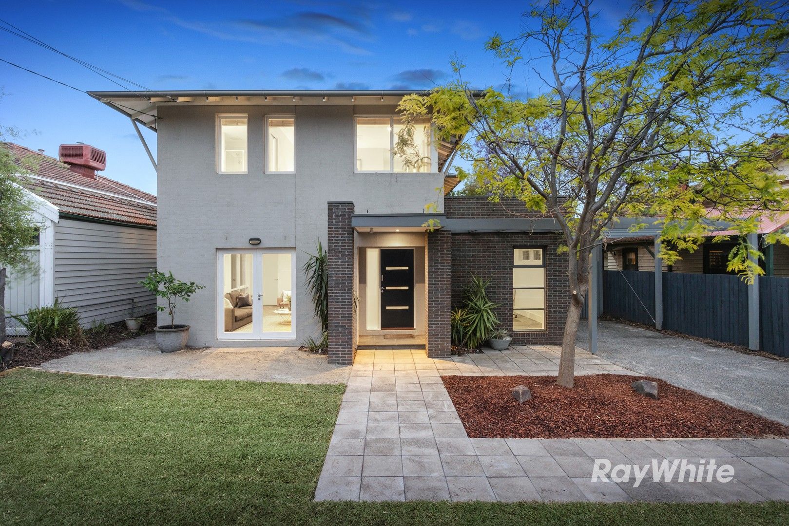 18 Doris Street, Murrumbeena VIC 3163, Image 0