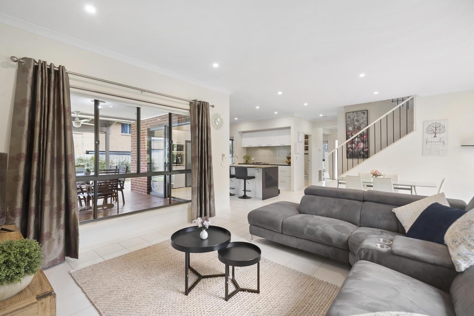 14 The Range Boulevard, Croydon VIC 3136 Domain